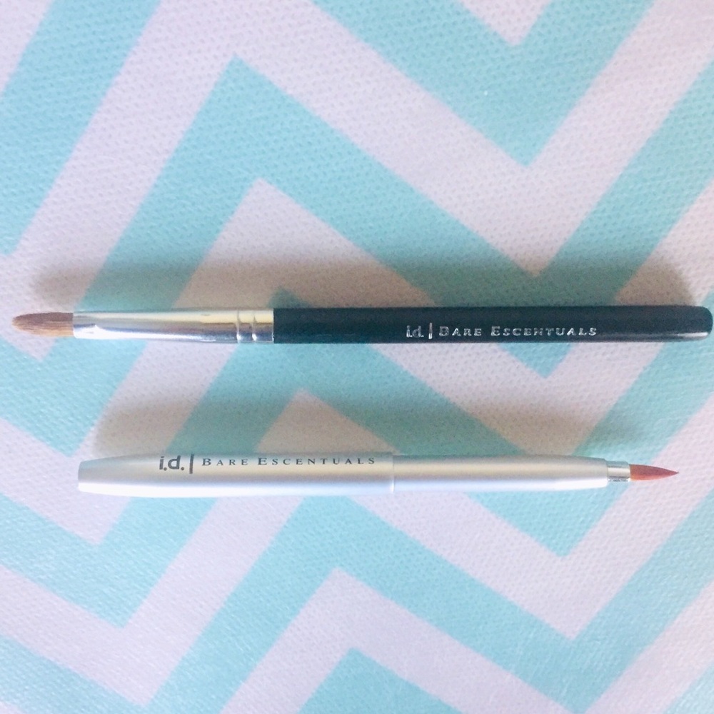 i.d. Bare Escentuals Lip Brush Bundle